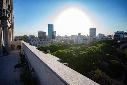 El Kavanagh fue construido en sólo 14 meses, un récord. El rascacielos supo ser el más alto de América latina.
