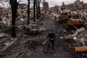 Las tácticas del Kremlin para negar las atrocidades cometidas en Ucrania