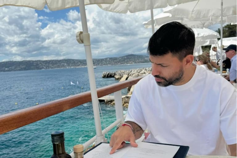 Kun Agüero y Sofía Calzetti disfrutaron de unas vacaciones soñadas en un hotel de lujo en Francia
