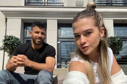 El Kun Agüero y su novia Sofía Calzetti