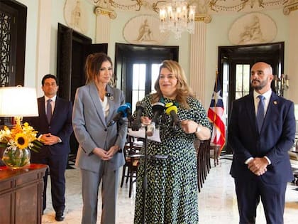 El la reunión, ambas funcionarias se comprometieron a redoblar esfuerzos para detener la inmigración ilegal