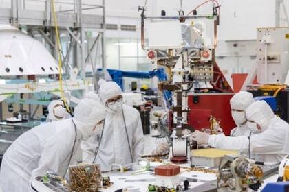 El Laboratorio de Propulsión a Chorro ha diseñado robots de exploración espacial como los llevados a Marte en años recientes