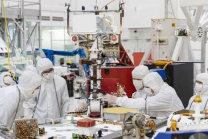 El Laboratorio de Propulsión a Chorro ha diseñado robots de exploración espacial como los llevados a Marte en años recientes