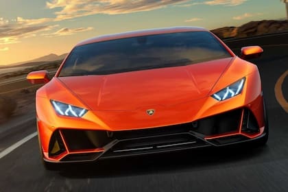 El Lamborghini Huracán Evo es un tanto más económico que el Urus
