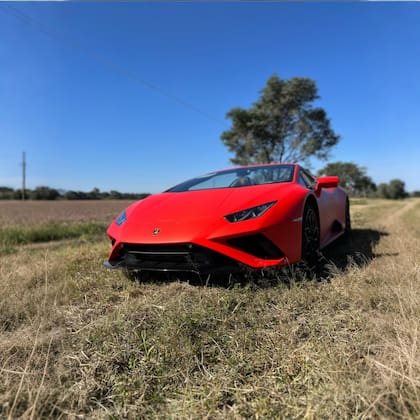 El Lamborghini Huracan Spyder EVO que se encuentra en la localidad del Carmen, provincia de Jujuy