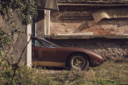 Encontraron en Italia un modelo exclusivo de Lamborghini que estuvo 40 años escondido tras una pared de ladrillo