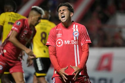 El lamento de Hernán López Muñoz: Argentinos Juniors, tercero en la tabla general, quedó eliminado ante Barcelona de Guayaquil en la Fase 2 de la Libertadores