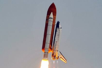 El lanzamiento del transbordador de la NASA marca el fin de una era espacial