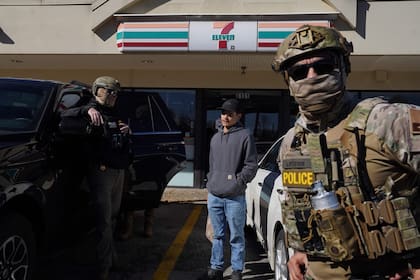 El latino está asustado por la violencia de los operativos de ICE en Charlotte