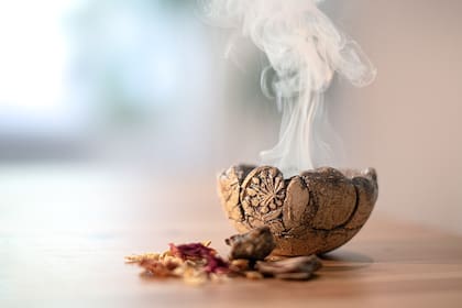 El laurel se utilizó desde la antigüedad en diversos rituales y prácticas espirituales o simbólicas, tanto en culturas antiguas como en tradiciones populares actuales (Foto ilustrativa: PIXABAY)