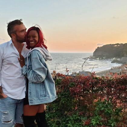 Él le propuso matrimonio y su boda tuvo que ser postergada por la pandemia