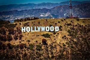 El sorprendente origen del letrero de Hollywood que cumple 100 años (y no tiene nada que ver con el cine)