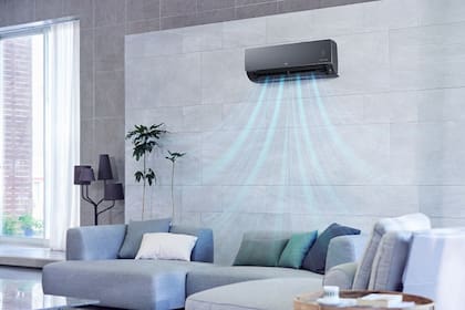 El LG Art Cool posee la función Plastmaster Ionizer, que esteriliza el aire del hogar en una hora