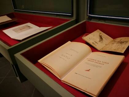 El libro incluye también un autorretrato de juventud muy poco conocido