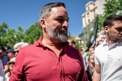 El líder de Vox, Santiago Abascal, en la Plaza de Chamberí, en Madrid. (A. Pérez Meca - Europa Press)