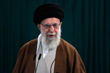 El líder supremo iraní, ayatolá Alí Khamenei, en Teherán, el 10 de mayo de 2024. (Foto AP /Vahid Salemi)