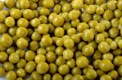 El líquido de gobierno es una solución de agua, sal y otros aditivos que permiten mantener a estos alimentos frescos por más tiempo