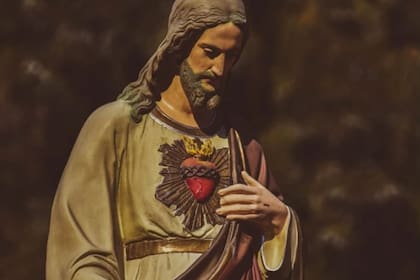 El listado de todos los santos que se veneran en el mes