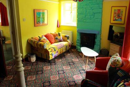 El living decorado por Mary Rose Young