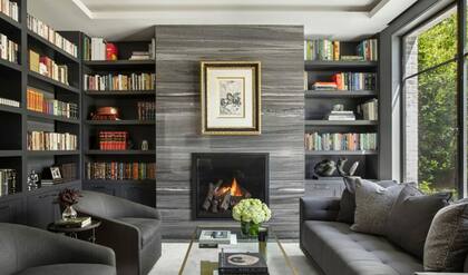 El living es un lugar muy cómodo, con amplios ventanales (Foto: Dirt.com)