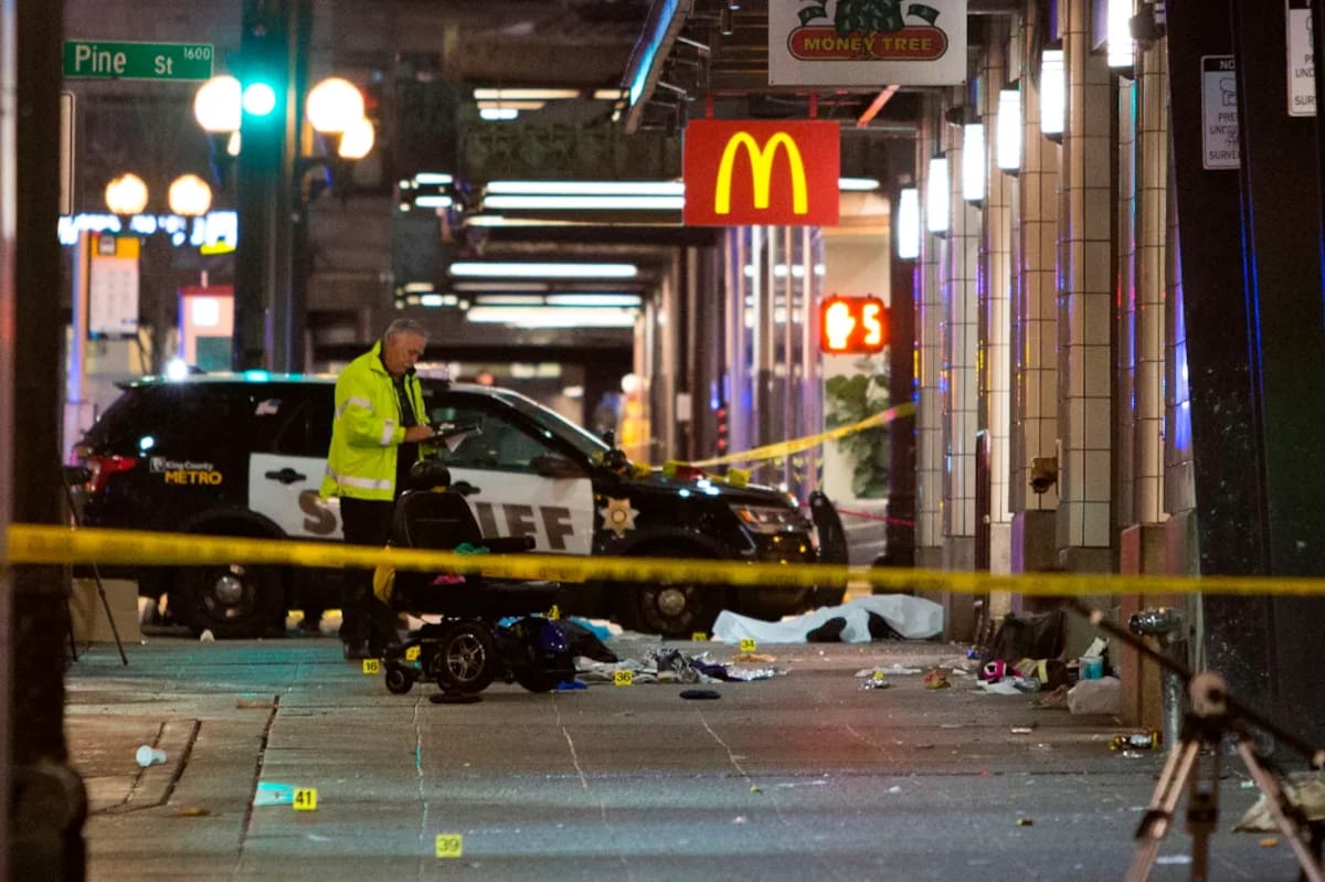 Blindado. este é um restaurante fast food em Washington que serve apenas por insegurança Blindado. este é um restaurante fast food em Washington que serve apenas por insegurança