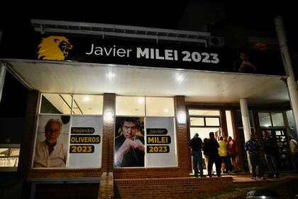 El local de La Libertad Avanza en Rivadavia al 1200