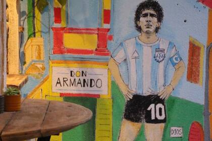 El local debe su nombre a Maradona y el abuelo de Celia