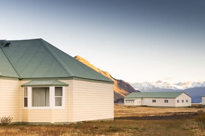 El lodge recibe visitantes entre noviembre y abril.