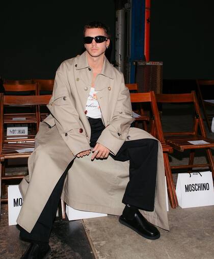 El look de Franco Masini en el desfile de Moschino