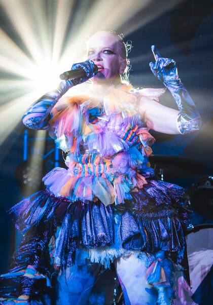 El look de la cantante toda una declaración de principios