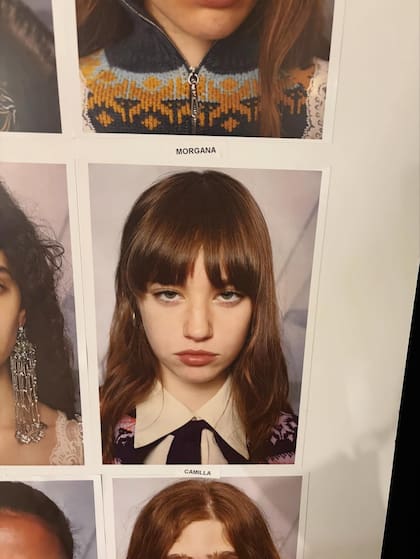 El look de la modelo argentina en el backstage del desfile de Rabanne