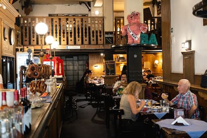 El lugar, dice André, "se parece a cualquier bar de las ciudades alemanas"