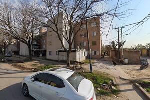 El lugar donde acribillaron a un hombre desde dos autos, en Villa Gobernador Gálvez