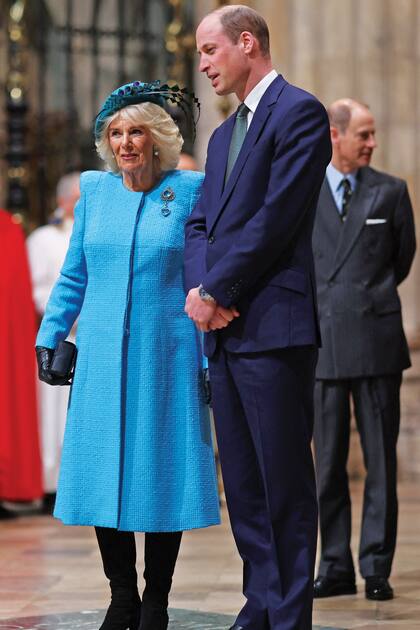 El lunes 11, en la Abadía de Westminster, Camilla, acompañada por William, presidió la misa por el Día de la Commonwealth.