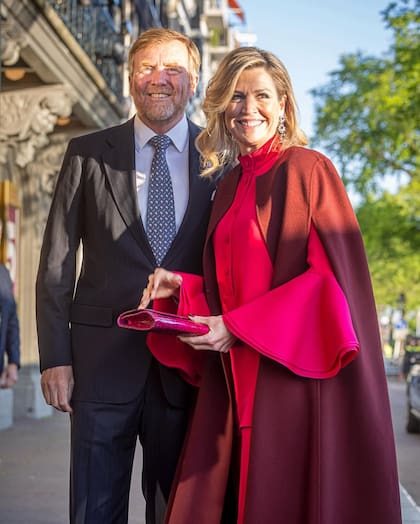 El lunes, los reyes de los Países Bajos se acercaron al teatro real Carré de Ámsterdam para presenciar la celebración por el Día de la Liberación (Foto: Instagram @vorsten_nl) Ramon van Flymen / Instagram @queen.maxima)