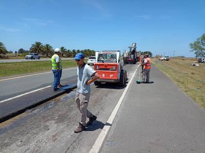 El lunes pasado comenzaron las tareas preliminares de repavimentación de casi 150 kilómetros de la ruta 2, en la provincia de Buenos Aires