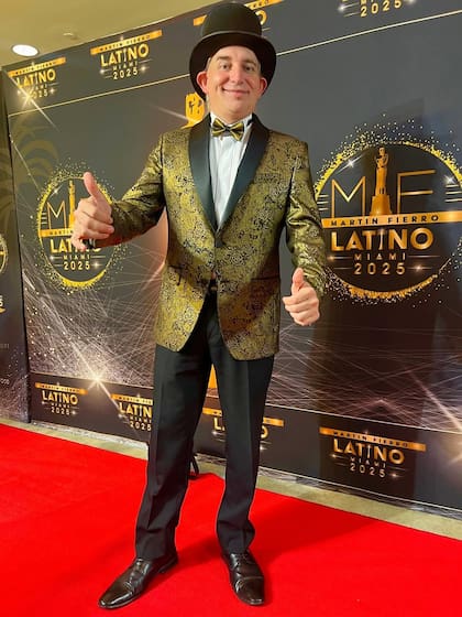 El mago sin dientes -o Pablo Cabaleiro-, un infaltable en estas ceremonias. Según confió Nancy Duré en Puro Show, si bien es amigo de varios de los organizadores se coló en la ceremonia