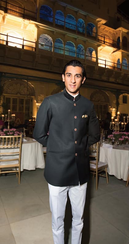 El maharajá Padmanabh Singh fue el gran anfitrión de la noche y quien anunció que, en sociedad con Airbnb, abría su casa por una buena causa.