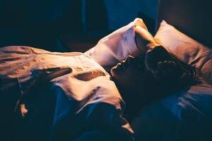 El mal descanso es un asunto que nos atraviesa a todos, a cualquier edad