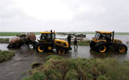 El mal estado de los caminos rurales afecta a los tamberos y fue tema de la agenda
