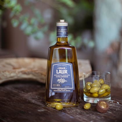 El "Malbec" de los aceites de oliva es un varietal 100% Arauco elaborado con una selección de aceitunas de Maipú. Es la variedad autóctona de Argentina.