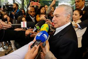 Michel Temer felicitó a Jair Bolsonaro por la "histórica victoria"