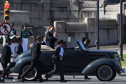 El mandatario liberal asumió hoy tras quince años de gobiernos de izquiera