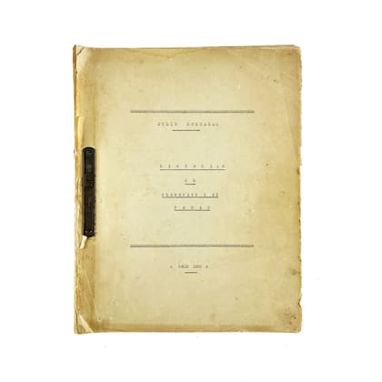 El manuscrito con Inéditos de Cortázar se subastó en Montevideo por 42 mil dólares