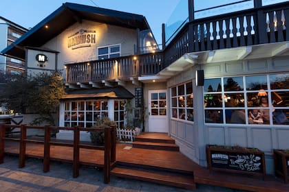 El Manush del centro funciona en una casona histórica de 1945, que era el hotel y pensión Edem.