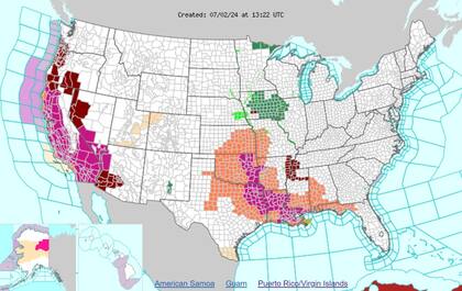 El mapa con los avisos de calor (naranja) y alertas por calor excesivo (violeta) en EE.UU.