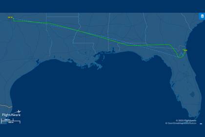 El mapa de la ruta de desvío del vuelo 259 de Spirit Airlines que aterrizó en Jacksonville