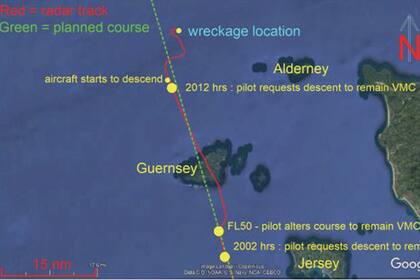 El mapa muestra el recorrido que realizó el avión Piper Malibu antes de caer al mar