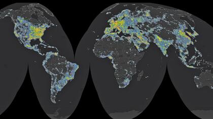 El mapa mundi nocturno tomado por un satélite de la NASA