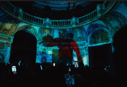 El mapping redefinió la arquitectura del Palacio Paz de una manera vanguardista.